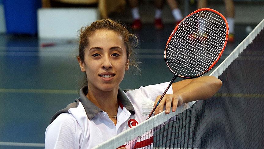 Özge Bayrak kazandı!